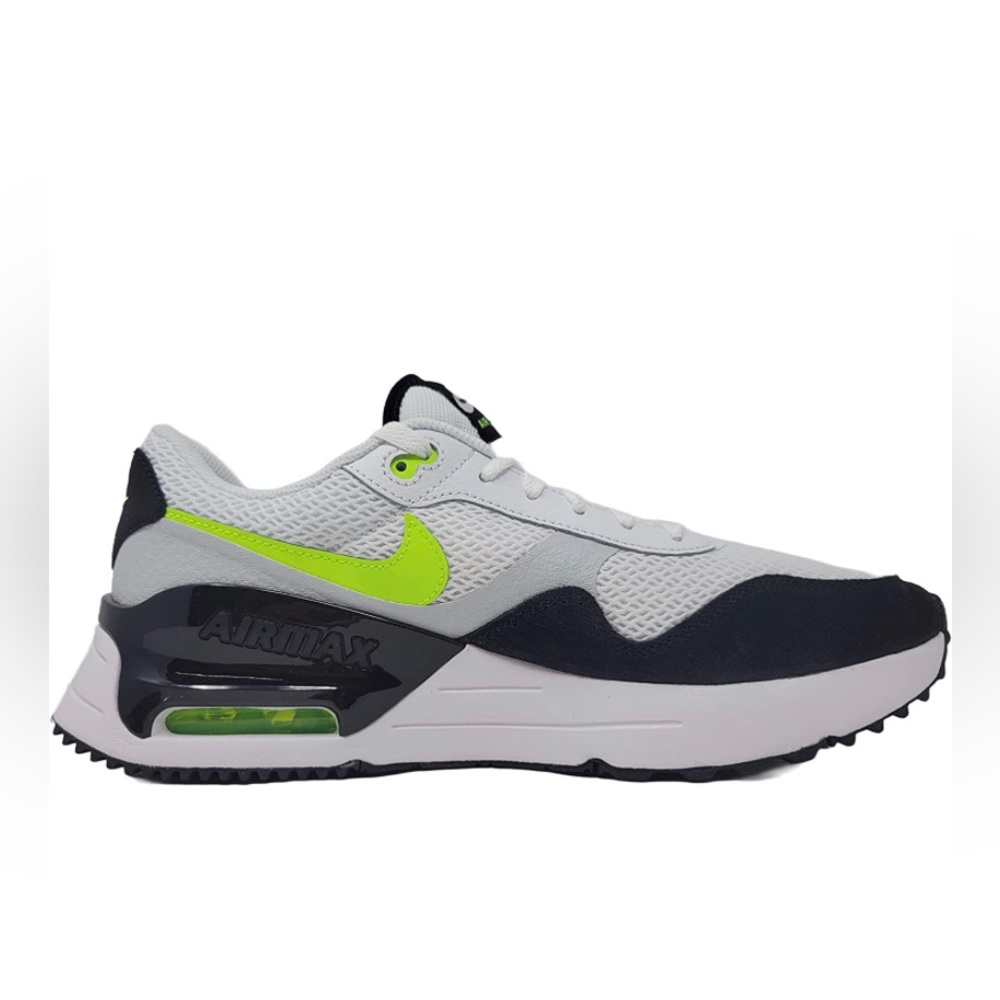 NEW  NIKE AIR MAX SYSTM size 10